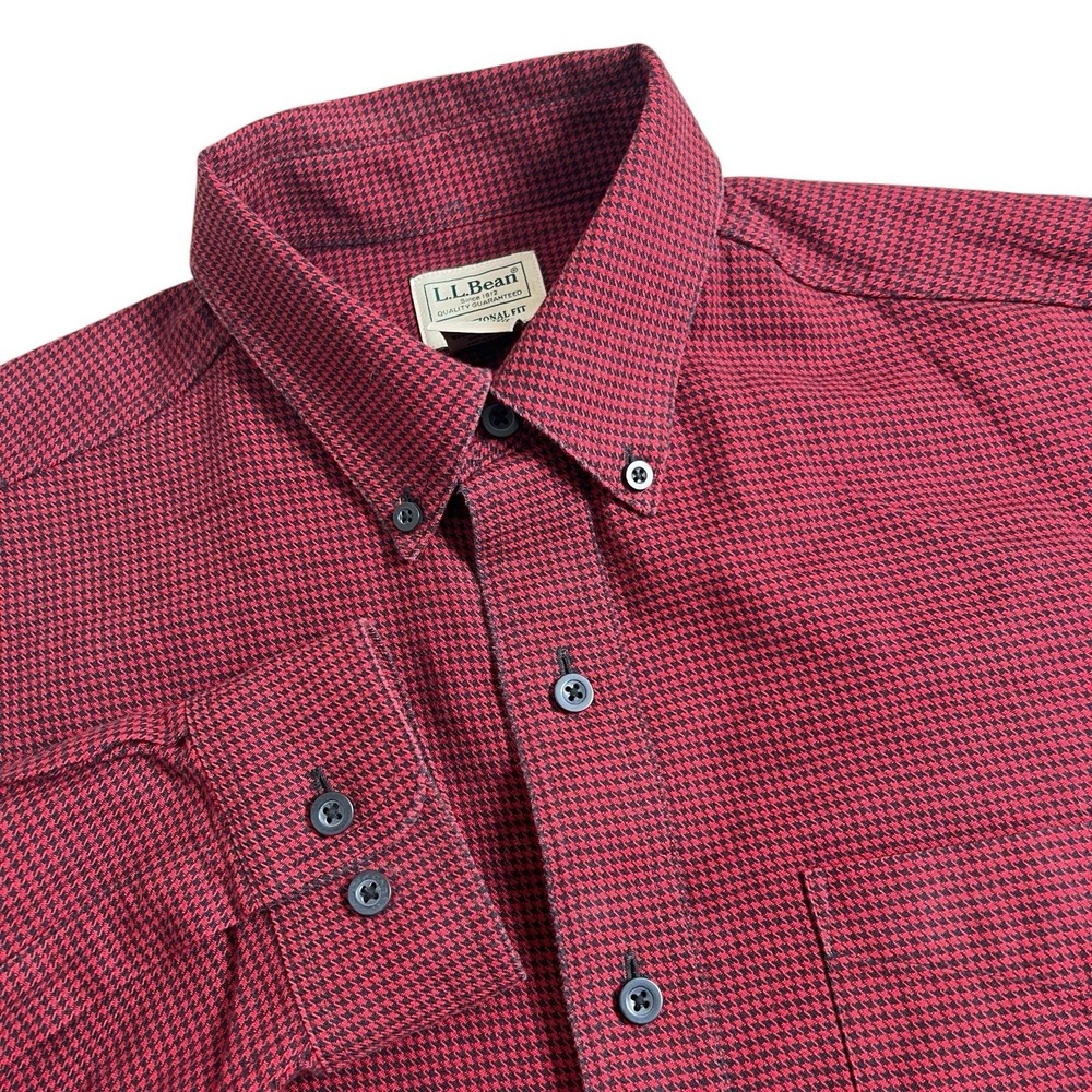 L.L. Bean Men Medium Red Black Houndstooth Long Sleeve Button Down Flannel Shirt